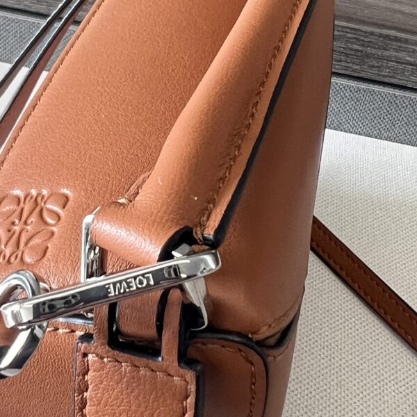 sy_no_6DCF533E391A7824DFAC0BCC4BF142CB_6 Loewe Mini Puzzle Bag – Classic Calfskin Leather