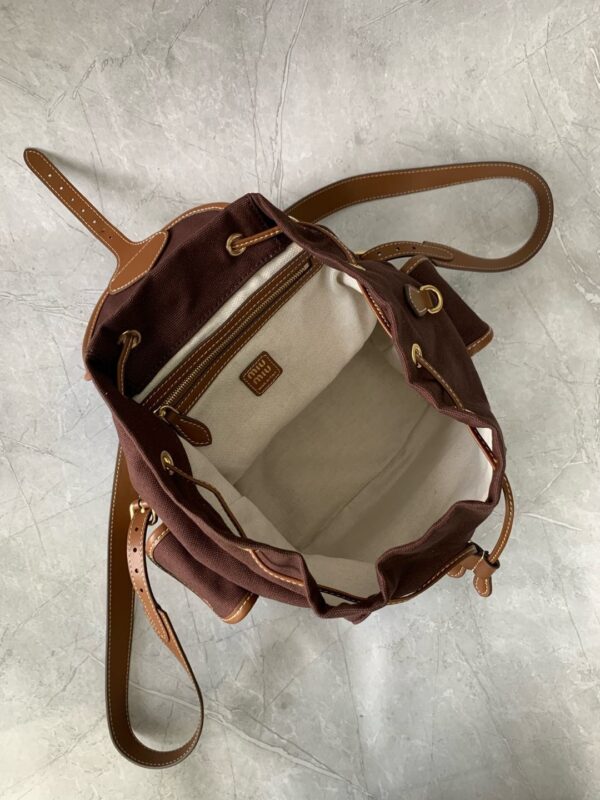 sy_no_6E1D3F9E1AEC59FF5B741CBD20C6C8B7_7 Dark Brown Canvas & Caramel Leather Drawstring Backpack