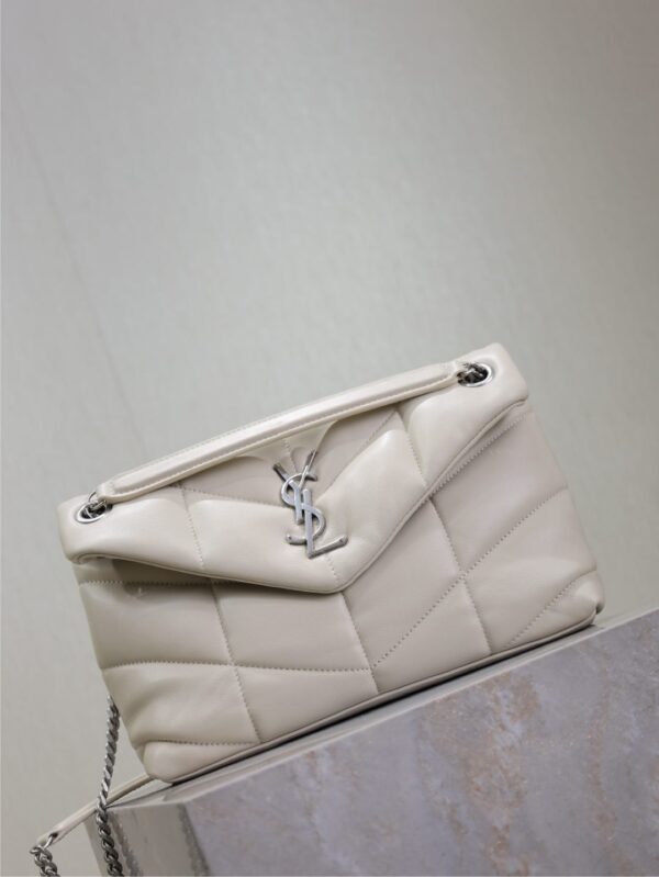 sy_no_6E32CC973E449DA36A3B2CC6C2535625_1 YSL Loulou 29cm Quilted Chain Bag – White Lambskin