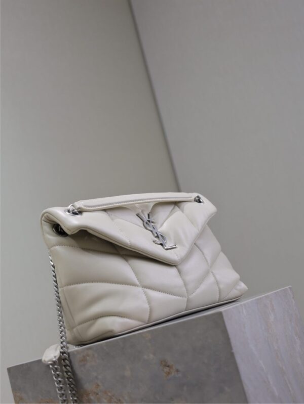 sy_no_6E32CC973E449DA36A3B2CC6C2535625_3 YSL Loulou 29cm Quilted Chain Bag – White Lambskin