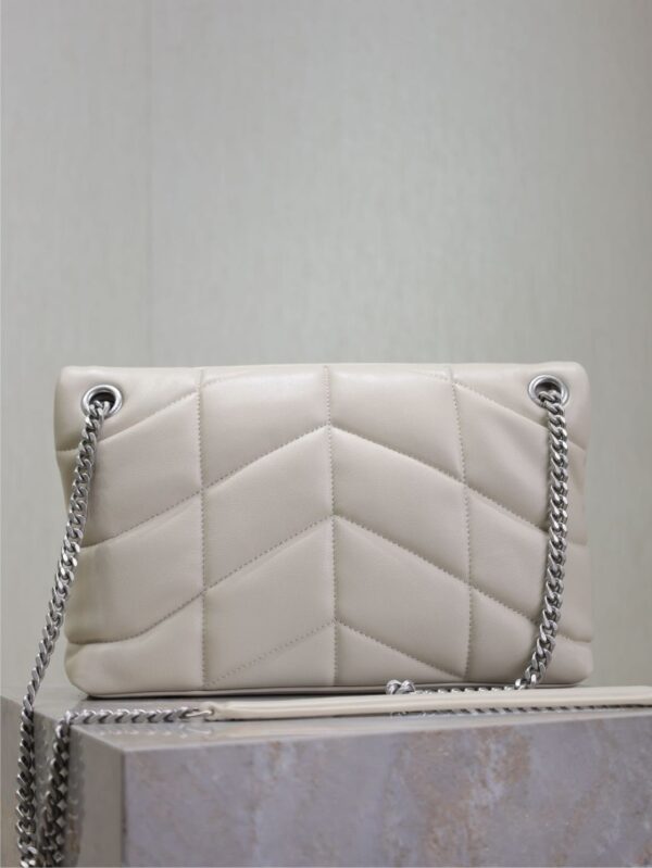sy_no_6E32CC973E449DA36A3B2CC6C2535625_5 YSL Loulou 29cm Quilted Chain Bag – White Lambskin