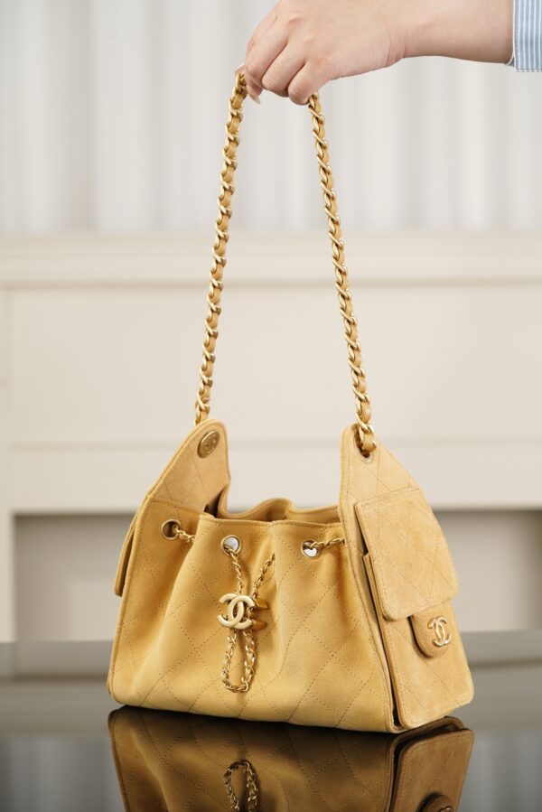 sy_no_6E489380BF23E6D6A2DF371E96ECDF47_2 Chanel 26C Collection Mini 25 Bag, Suede, Apricot