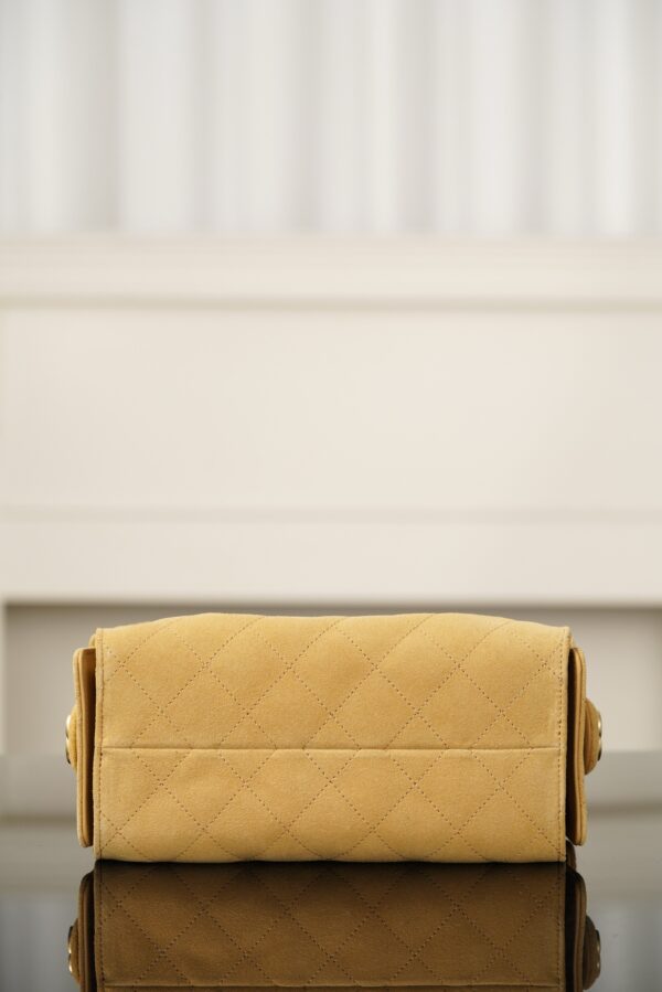 sy_no_6E489380BF23E6D6A2DF371E96ECDF47_8 Chanel 26C Collection Mini 25 Bag, Suede, Apricot