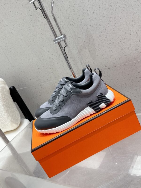 sy_no_6E8578B641F4F0B51183CB1098D2C453_3 Dark Grey & Charcoal Suede Lightweight Sneakers