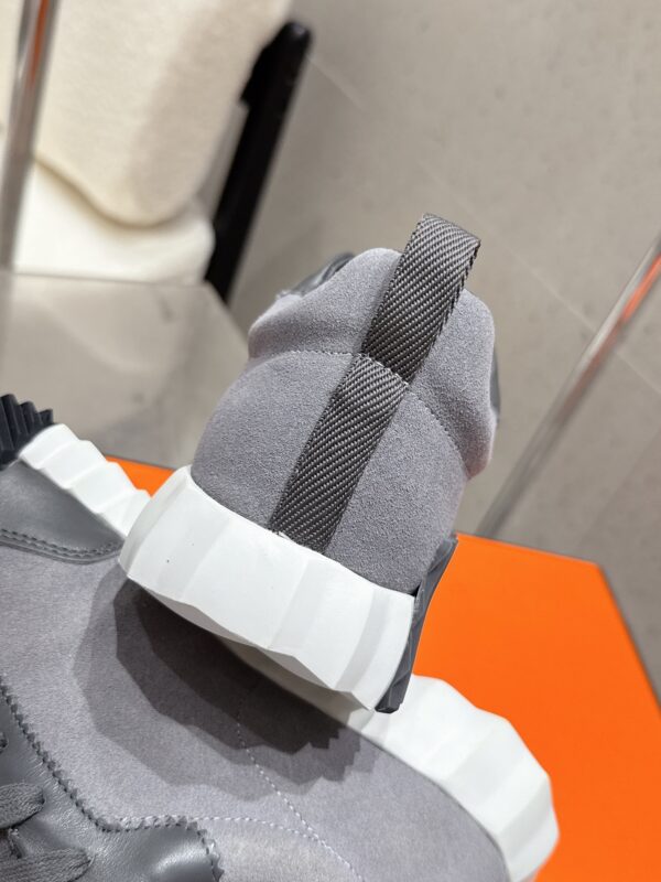 sy_no_6E8578B641F4F0B51183CB1098D2C453_6 Dark Grey & Charcoal Suede Lightweight Sneakers