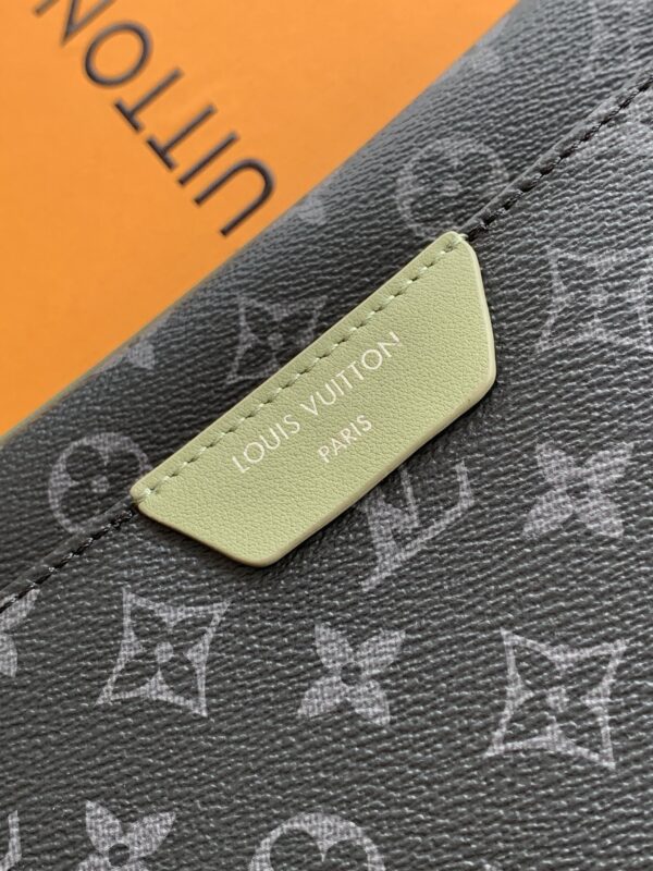 Louis Vuitton Trio Messenger Bag