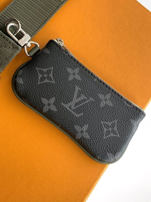 Louis Vuitton Trio Messenger Bag
