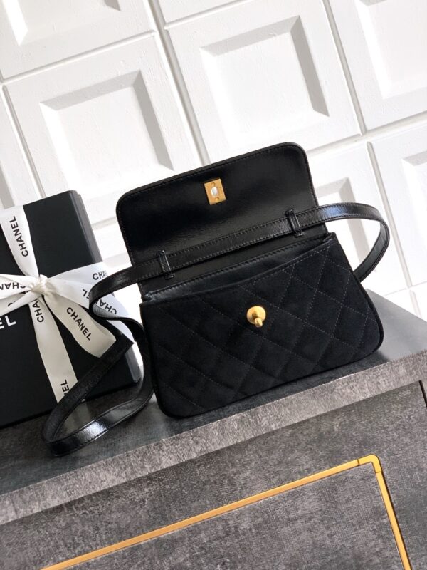 sy_no_74AE7EC65E2CC7163934169E4EEB916D_4 Vintage Suede Diamond Quilted Bag