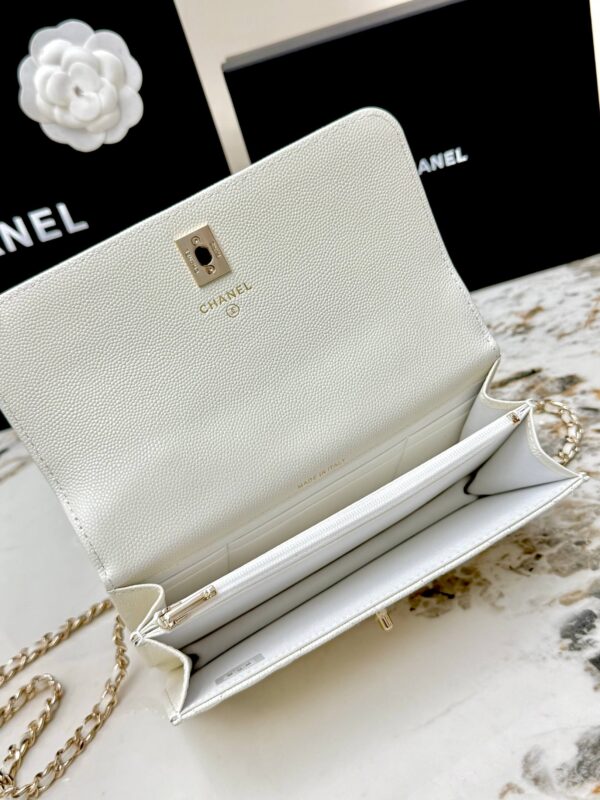 sy_no_74C40780E696997A231D64465F0A7FBF_7 Chanel 26C Pearl Handle Bag – Grained Calfskin Leather with Gold Hardware