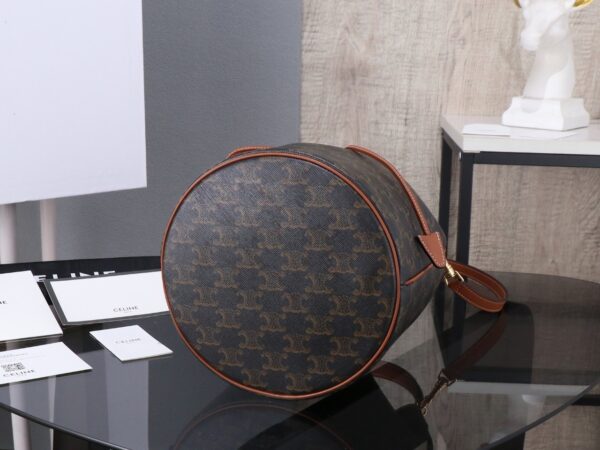 sy_no_752D41A2AB91FB7D366B25EAC2D5AB02_4 CELINE Clara Triomphe Logo Print Leather Handbag