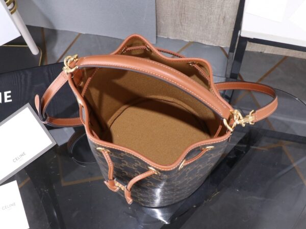 sy_no_752D41A2AB91FB7D366B25EAC2D5AB02_6 CELINE Clara Triomphe Logo Print Leather Handbag