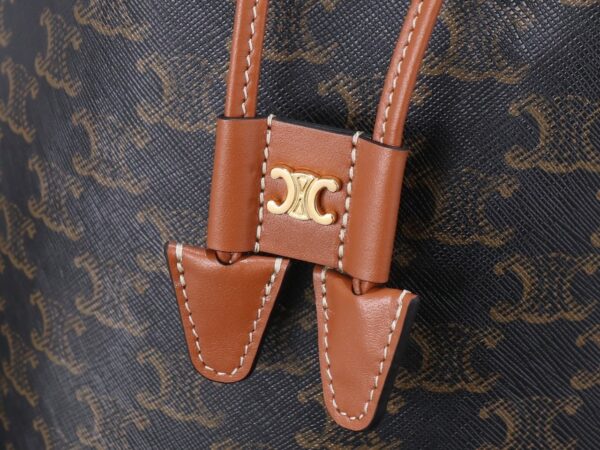 sy_no_752D41A2AB91FB7D366B25EAC2D5AB02_8 CELINE Clara Triomphe Logo Print Leather Handbag