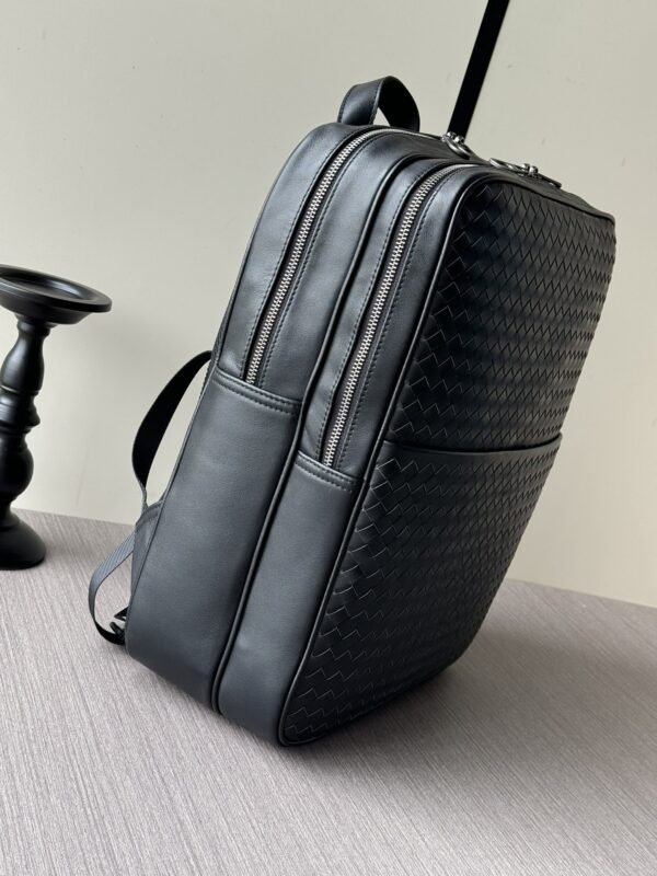 sy_no_755E2E4C1B148319397A66A4968DB845_3 Handwoven Leather Backpack – Black