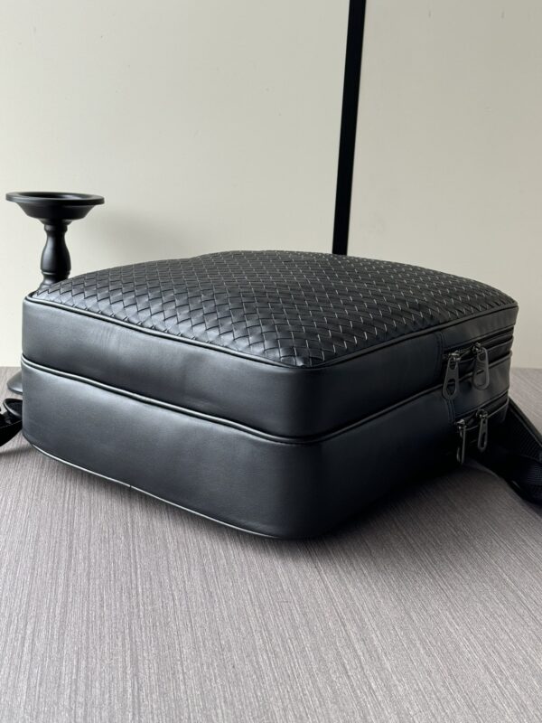sy_no_755E2E4C1B148319397A66A4968DB845_6 Handwoven Leather Backpack – Black