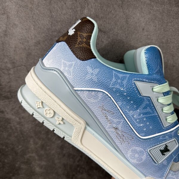 sy_no_756E34D4DEF9616A9EDC8D4D6DB76A7A_6 Blue & White Gradient Denim Monogram Low-Top Sneakers