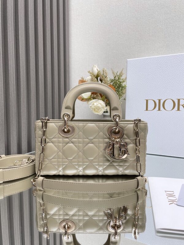 sy_no_7692199A9D1ED6076F278C308A1BFC4A_0 Dior New D-Joy Horizontal Mini Lady Dior Quilted Chain Bag (Crossbody/Shoulder)