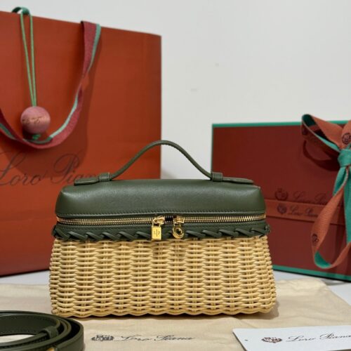 sy_no_769B9E71A44DD700BB671D8E27419CF5_0 Loro Piana Extra Pocket L19 – Woven Leather Bag (Green)