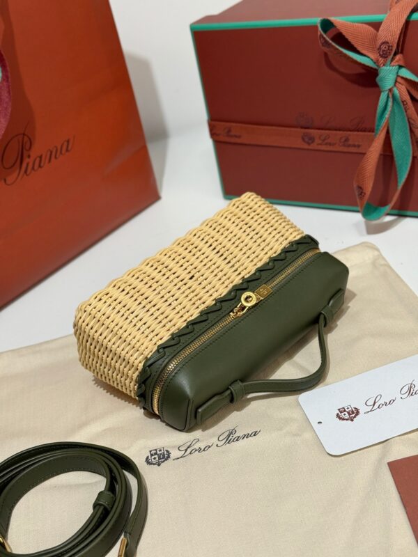 Loro Piana Extra Pocket L19 – Woven Leather Bag (Green)