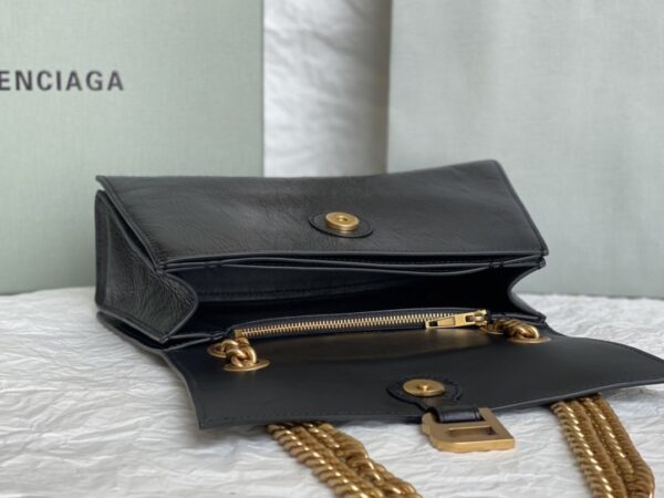 sy_no_777E9E41F55EB63F29615AAB8D2DB07D_8 Balenciaga Crush Hourglass Chain Bag