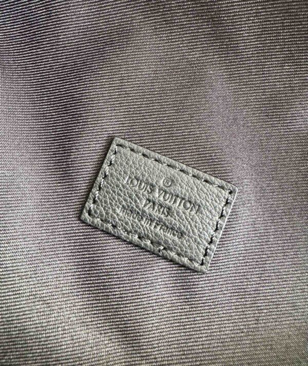 sy_no_78AA24762B892F0916B807386227807D_8 Louis Vuitton Rush Belt Bag