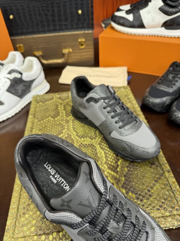 sy_no_798823F0030A69E6C19D44A289899F2F_5 Gray & Black Monogram-Inspired Mesh Running Sneakers