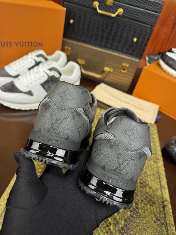 sy_no_798823F0030A69E6C19D44A289899F2F_6 Gray & Black Monogram-Inspired Mesh Running Sneakers