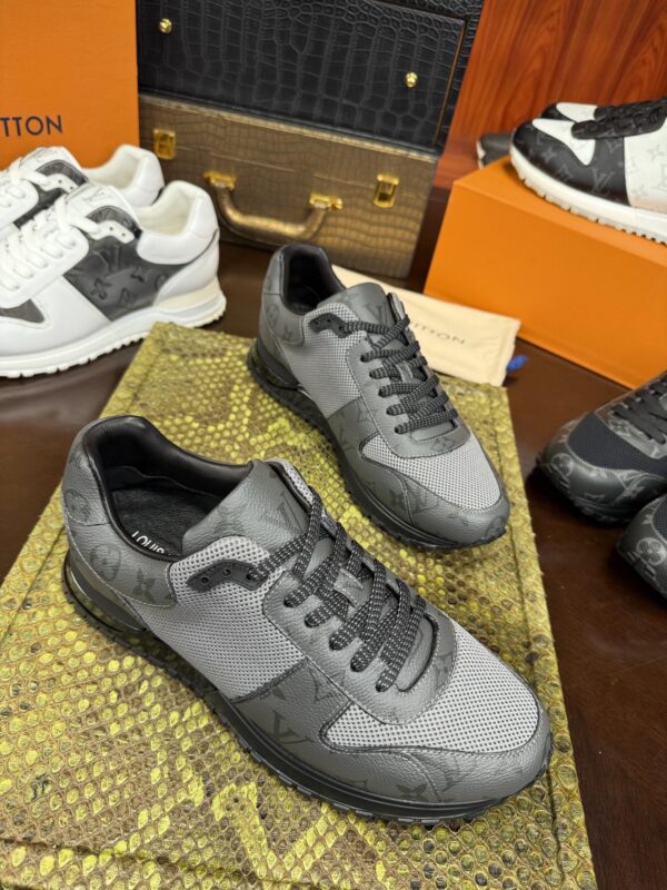 sy_no_798823F0030A69E6C19D44A289899F2F_8 Gray & Black Monogram-Inspired Mesh Running Sneakers