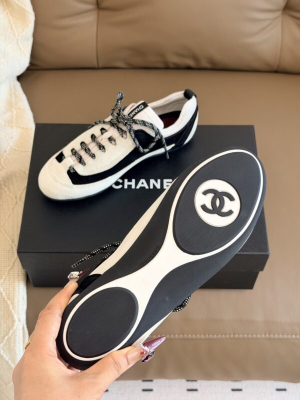 Chanel Retro Running Sneakers in Beige & Black