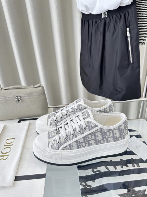 sy_no_79ECCD5DD077DB26CAA414E327566305_0 Dior Walk'n'Dior Platform Grey Oblique Embroidered Canvas Sneakers