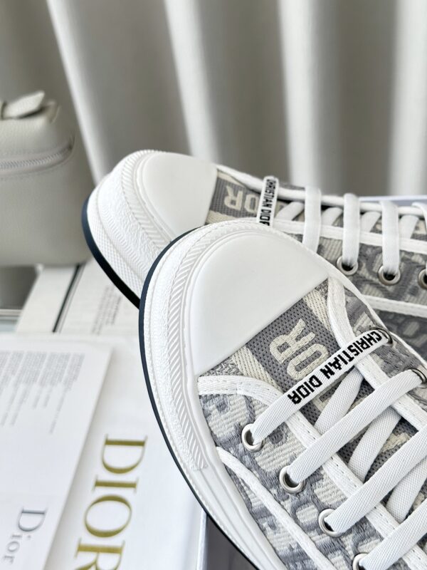 sy_no_79ECCD5DD077DB26CAA414E327566305_7 Dior Walk'n'Dior Platform Grey Oblique Embroidered Canvas Sneakers