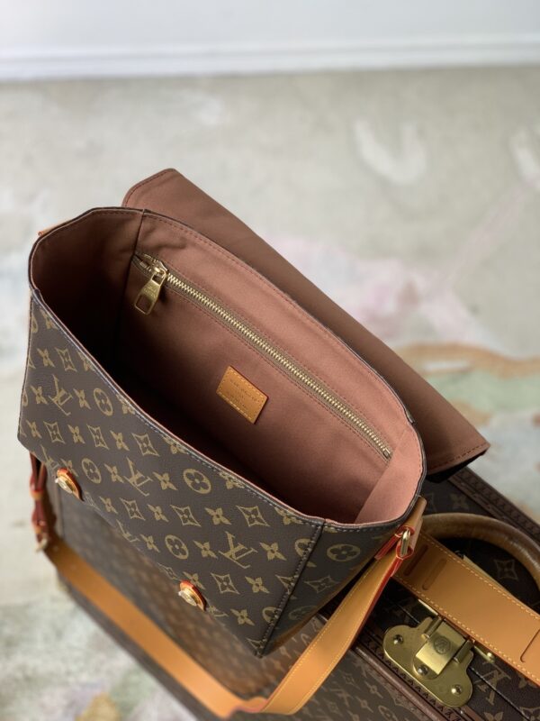 sy_no_7A486DE1A9AD3A56941D5EED450CAFD8_8 Louis Vuitton Christopher Messenger Bag – Monogram Archive Canvas