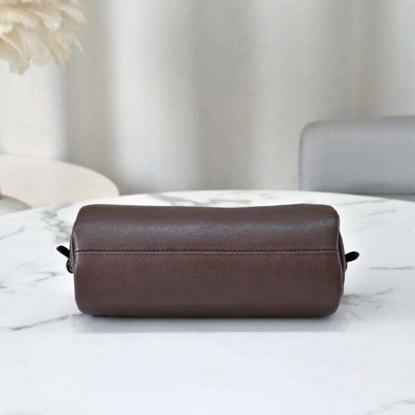 sy_no_7A7743F4D3B6CF09EA3B0A42134475BD_3 Chocolate Brown Leather Cylindrical Underarm Shoulder Bag