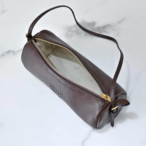 sy_no_7A7743F4D3B6CF09EA3B0A42134475BD_7 Chocolate Brown Leather Cylindrical Underarm Shoulder Bag