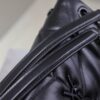 sy_no_7BD277DB432CA67592BD66E7ED584350_4 Loulou 29cm Quilted Chain Bag – Black