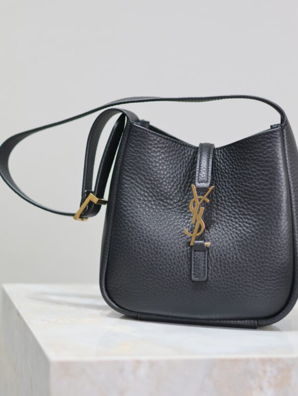 sy_no_7C0E801917E60C8ED37BE7C497CED333_2 YSL Le 5 À 7 Mini Shoulder Bag – Black