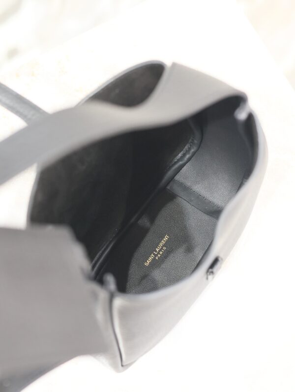 sy_no_7C0E801917E60C8ED37BE7C497CED333_4 YSL Le 5 À 7 Mini Shoulder Bag – Black
