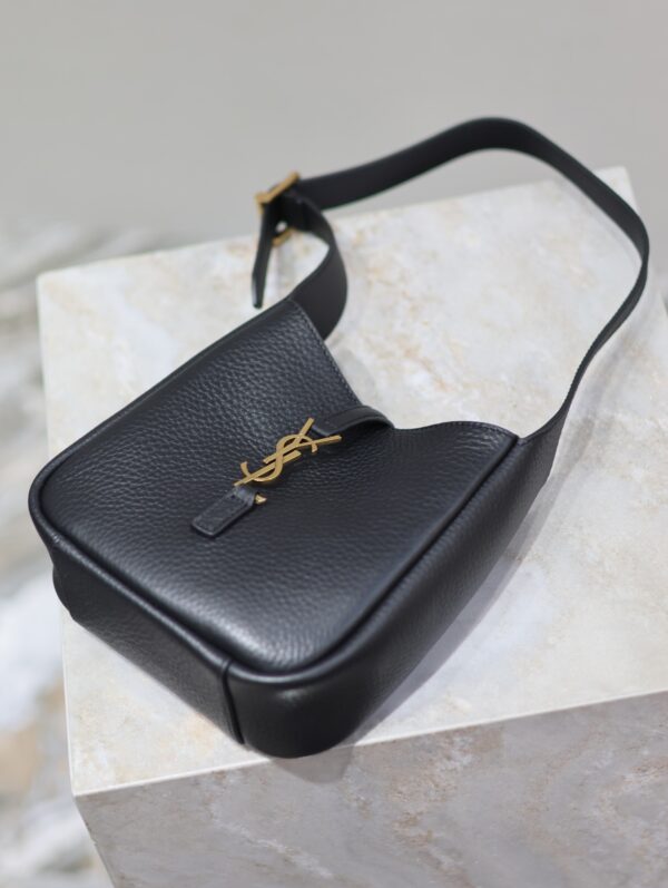sy_no_7C0E801917E60C8ED37BE7C497CED333_7 YSL Le 5 À 7 Mini Shoulder Bag – Black