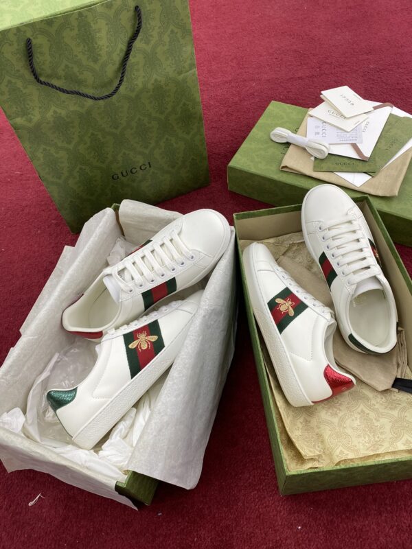 sy_no_7C5EF8585658DC318ECCD316AC68CB6F_0 Gucci Ace Embroidered Bee Sneaker in White Leather