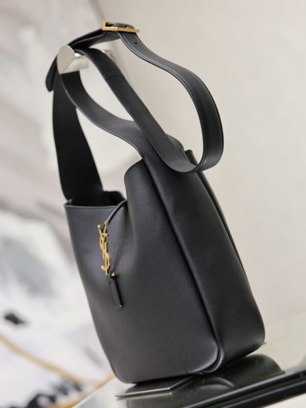 sy_no_7C9886C9C51B152337B318186D17D3A3_4 YSL Hobo Crossbody Bag – Black