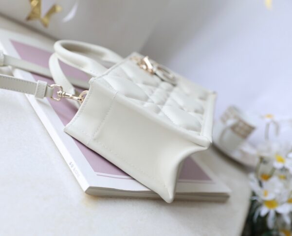 sy_no_7D6FF02FA337B1F16F8AD34CC5922AC2_2 Lady D-Joy Small Bag – Cannage Ivory