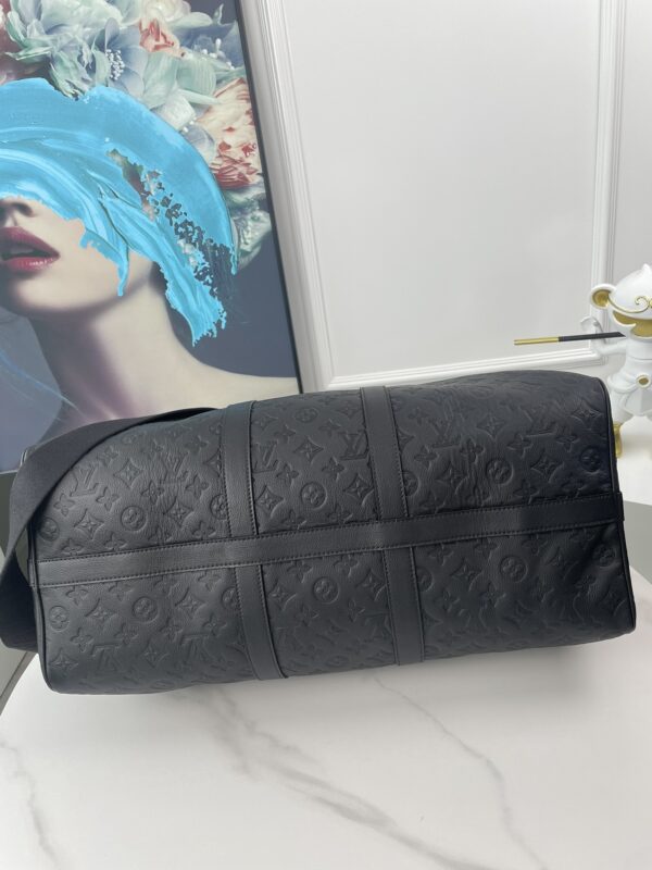Louis Vuitton Keepall Bandoulière 50 – Monogram Shadow Leather