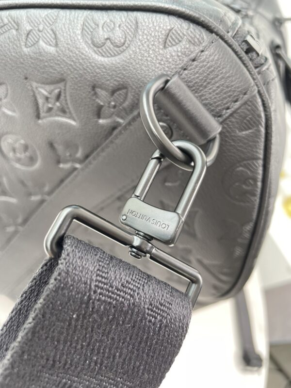 Louis Vuitton Keepall Bandoulière 50 – Monogram Shadow Leather