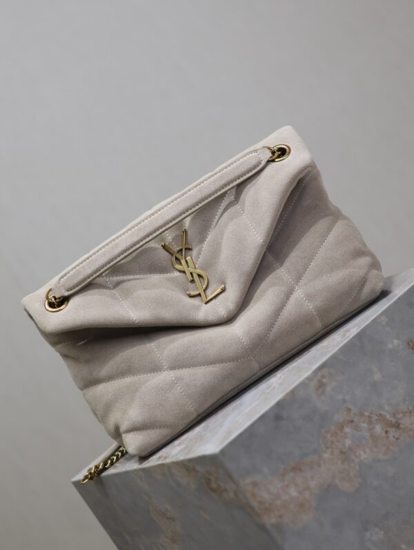 YSL Loulou 29cm Shoulder Bag – Light Gray Suede