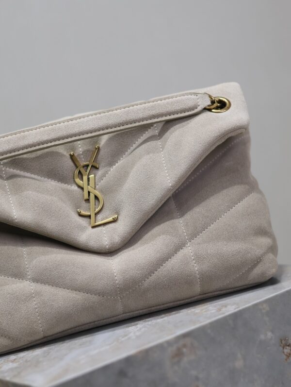 YSL Loulou 29cm Shoulder Bag – Light Gray Suede