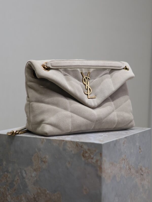 YSL Loulou 29cm Shoulder Bag – Light Gray Suede