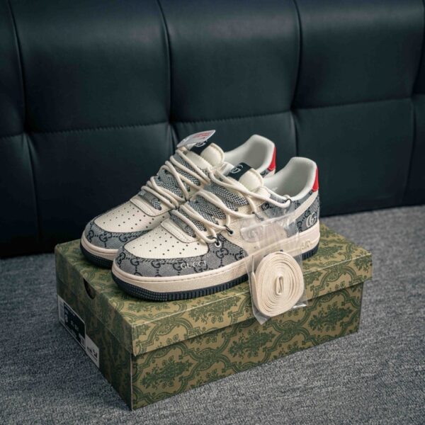 sy_no_7ED53A20BA171D0800510E5F8D2950D6_0 Nike Air Force 1 Low x Gucci Custom – Sail / Black Grey Monogram / Red