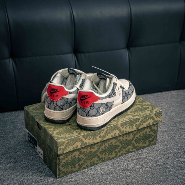 sy_no_7ED53A20BA171D0800510E5F8D2950D6_3 Nike Air Force 1 Low x Gucci Custom – Sail / Black Grey Monogram / Red