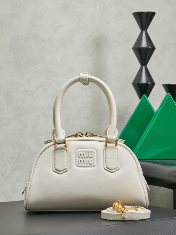 sy_no_7F501C313D4859E0E8258EC8A8A923C2_0 Miu Miu Arcadie Bowling Bag (White)