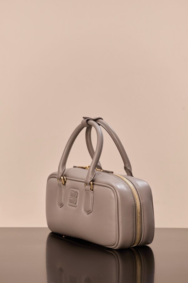 sy_no_7F70BB0583A002304CF19A899AB5E175_1 Miu Miu Arcadie Medium Leather Bag – Grey