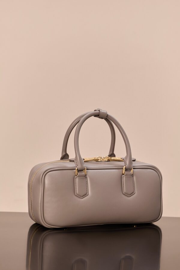sy_no_7F70BB0583A002304CF19A899AB5E175_3 Miu Miu Arcadie Medium Leather Bag – Grey
